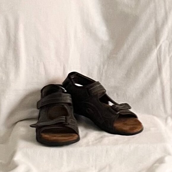 Nunn Bush Men’s ‘Rio Grande River’ Three Strap Sandals - Picture 1 of 6
